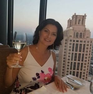 Meet your Posher, Elena